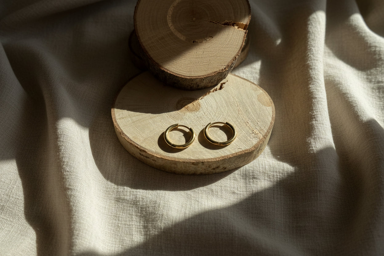 Boucles d'oreilles dormeuses rondes en acier inoxydable doré taille M (Copie)