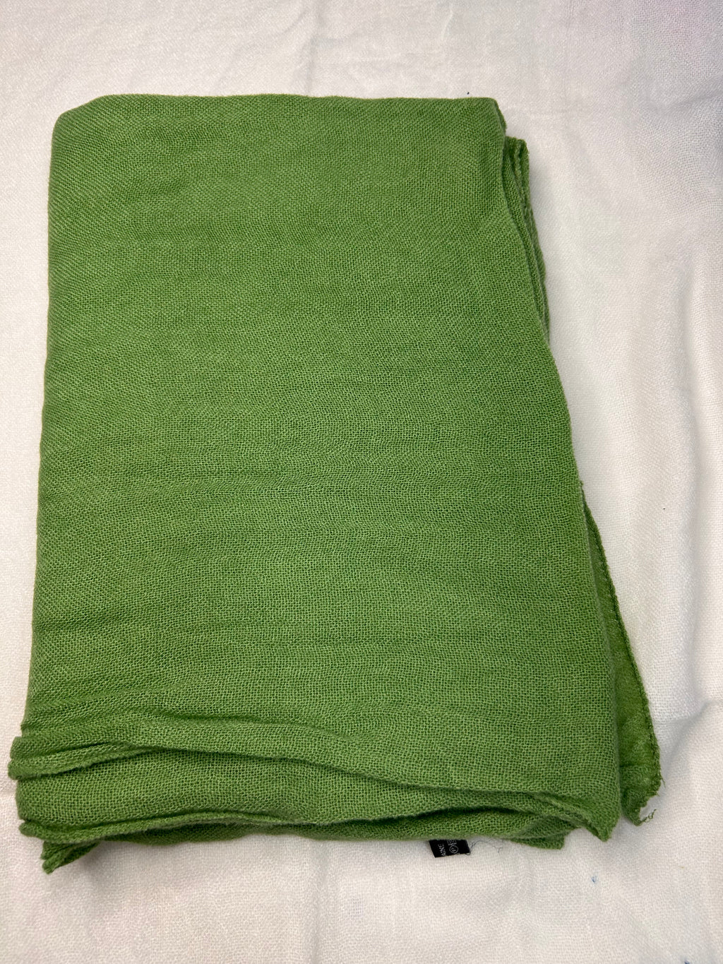 Echarpe 100% laine vert clair