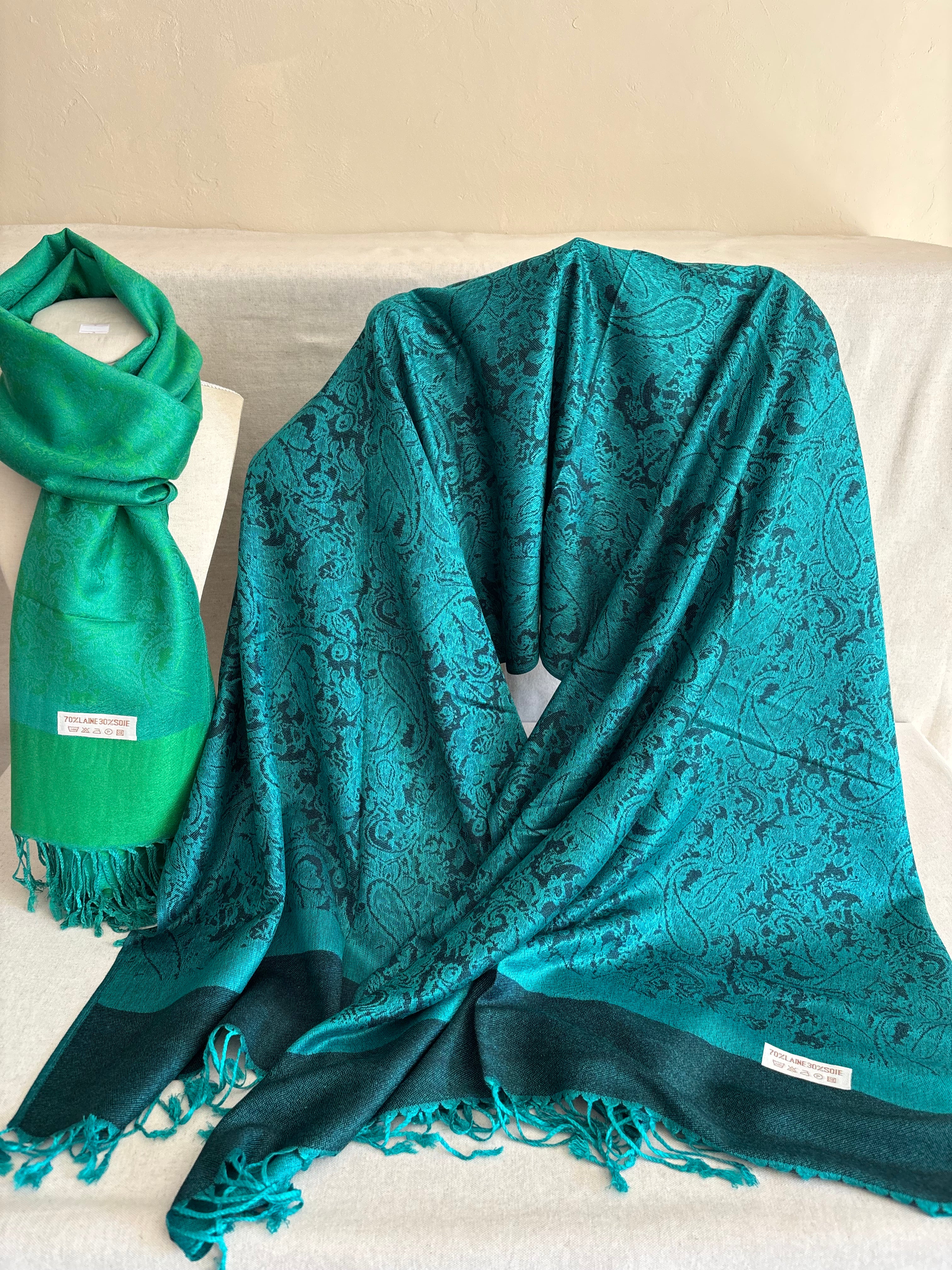 Echarpe Pashmina émeraude 70% laine 30% soie