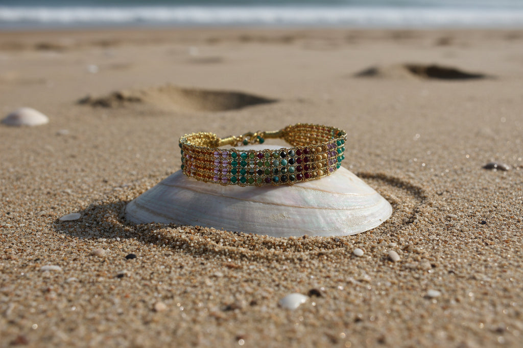 Bracelet tressé en acier inoxydable doré et pierres bicolores