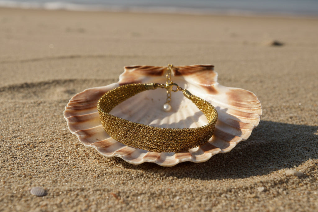 Bracelet tressé en acier inoxydable doré et pierres bicolores