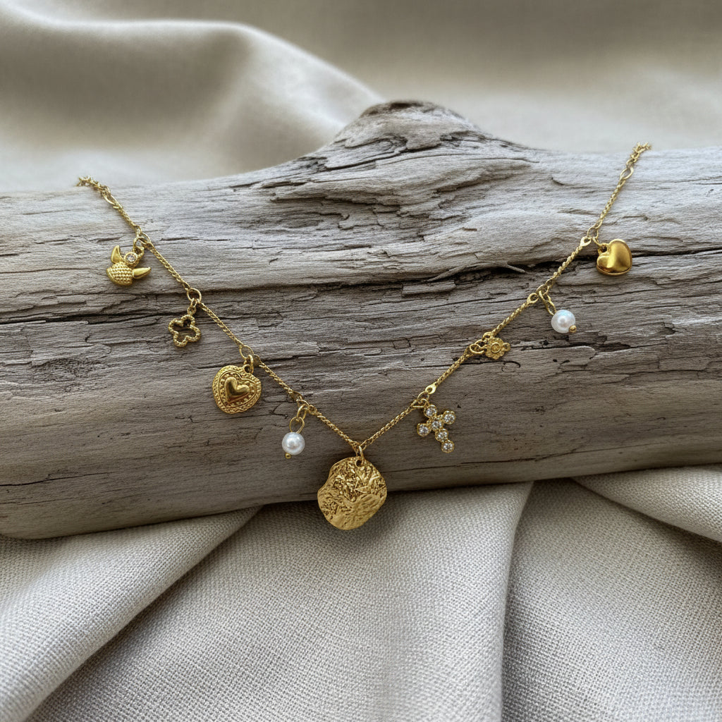 Collier acier inoxydable doré avec breloques